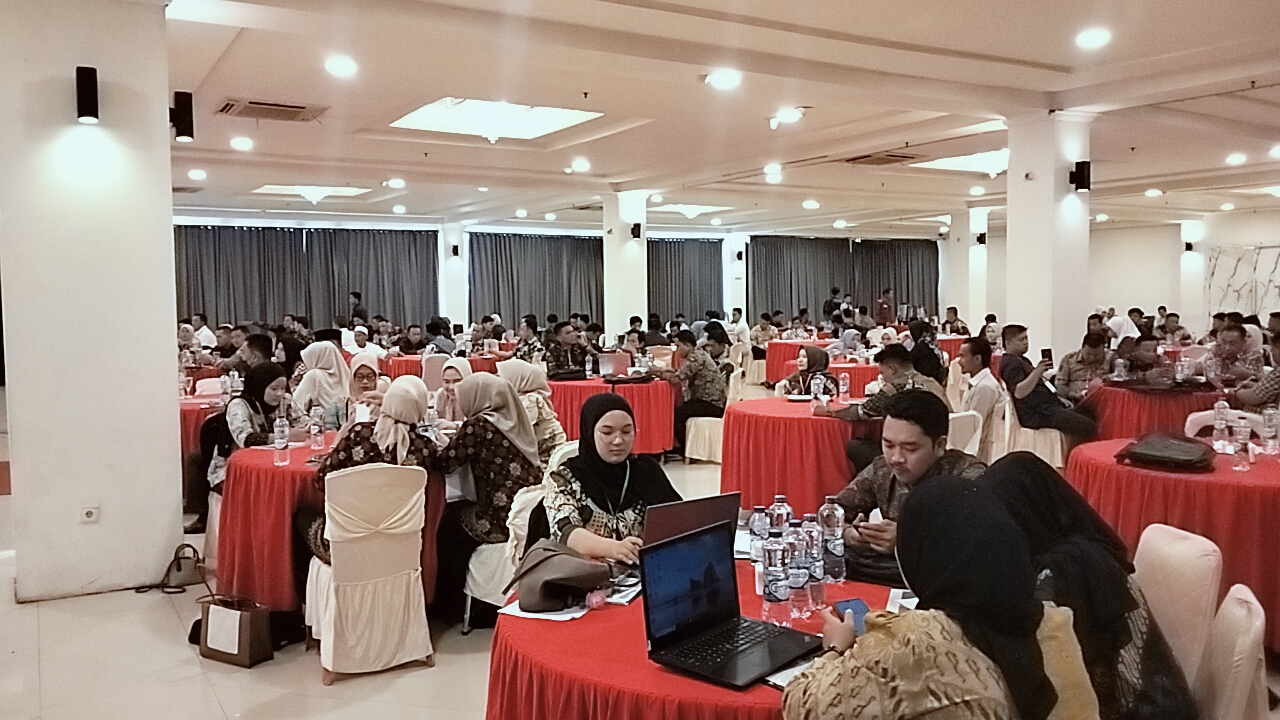 Bimbingan Teknis (Bimtek) Peningkatan Kapasitas Aparatur Pemerintah Desa se-Kabupaten Musi Rawas Utara (Muratara) Tahun 2025, Kamis (16/10/2025).